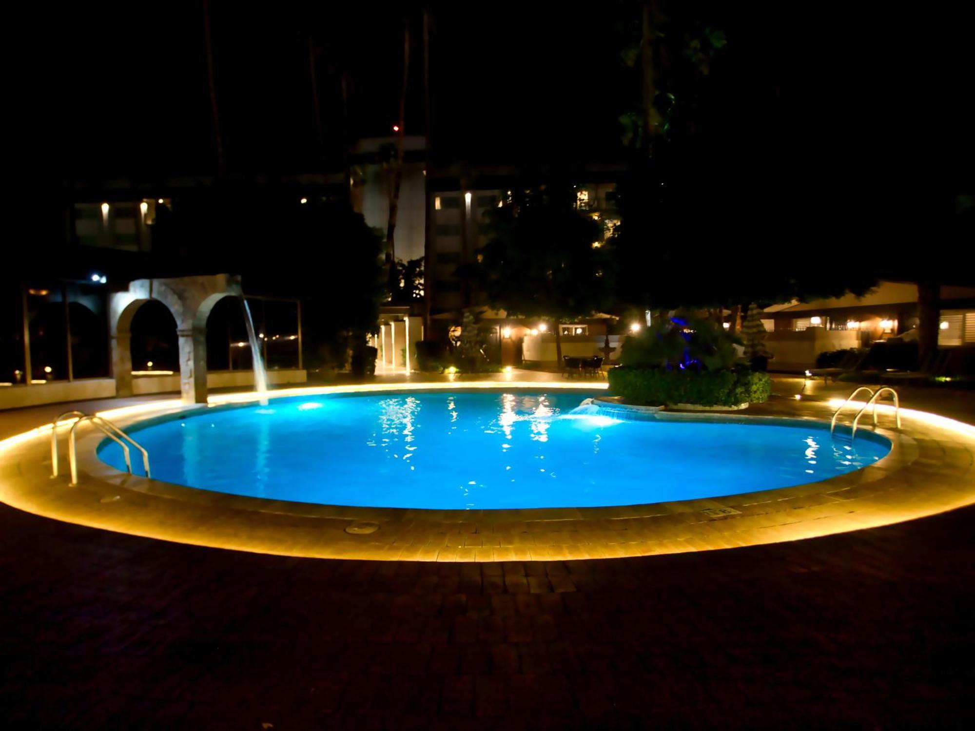 Hotel Lucerna Mexicali Exterior photo