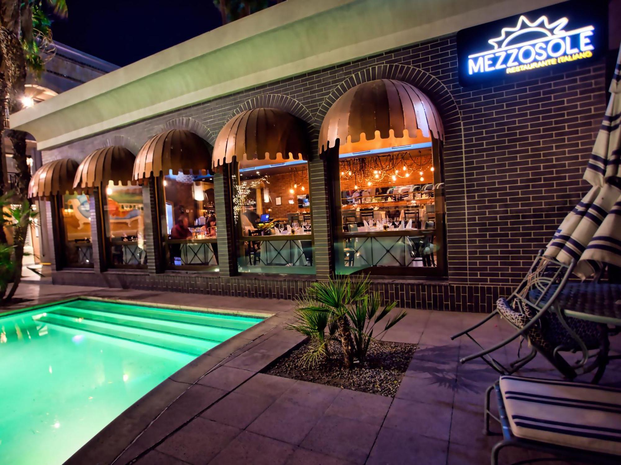 Hotel Lucerna Mexicali Exterior photo