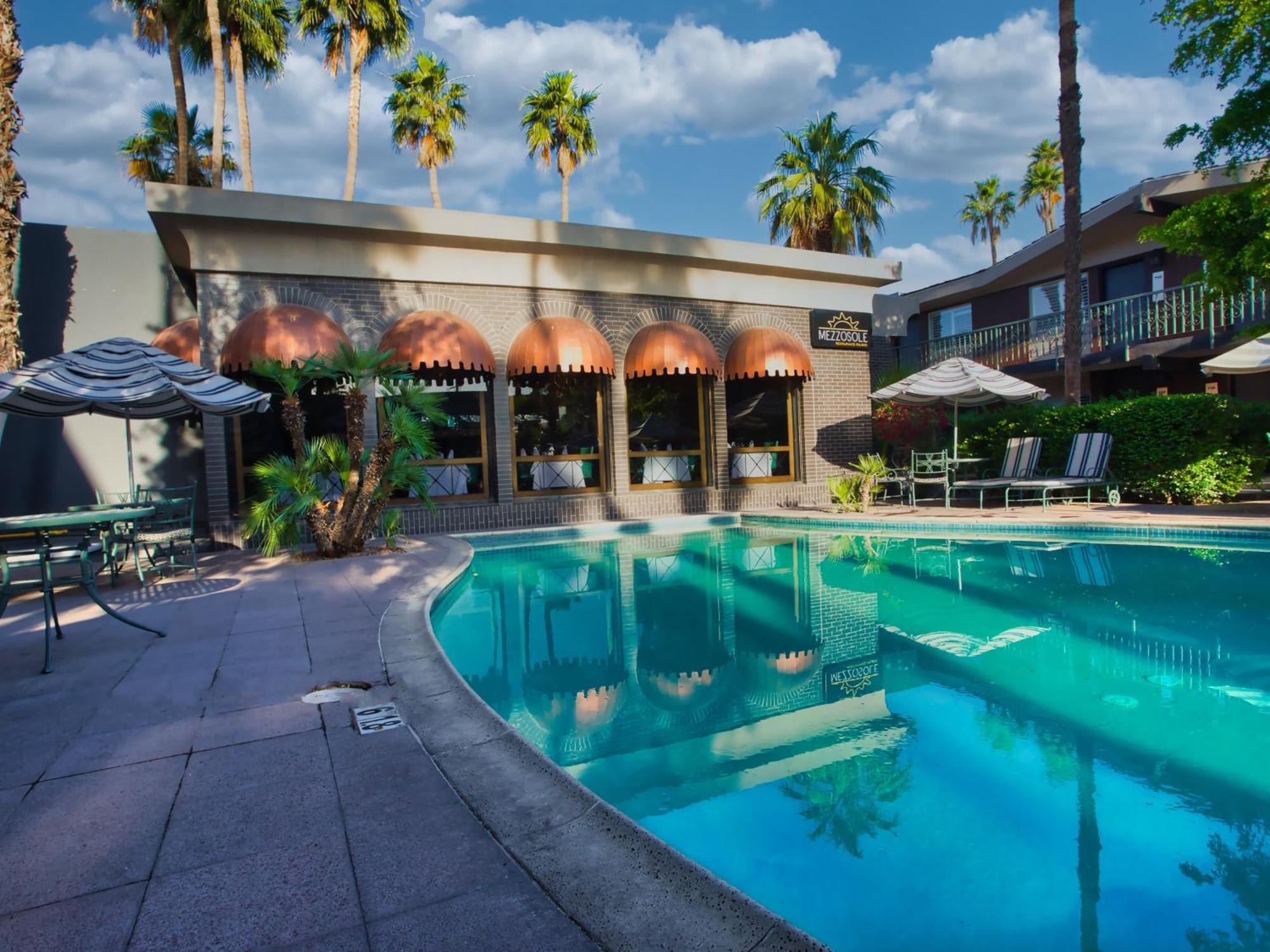 Hotel Lucerna Mexicali Exterior photo